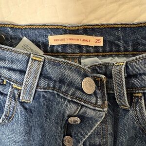 Levi’s Ribcage Straight ankle